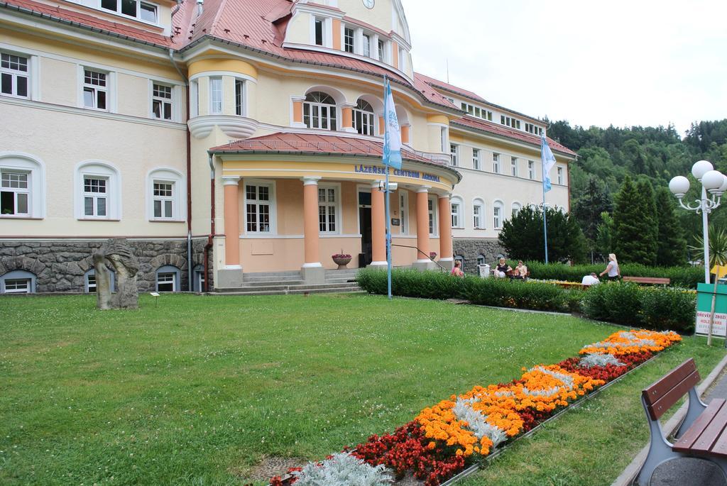 Penzion Haus Regrus Jáchymov Zewnętrze zdjęcie