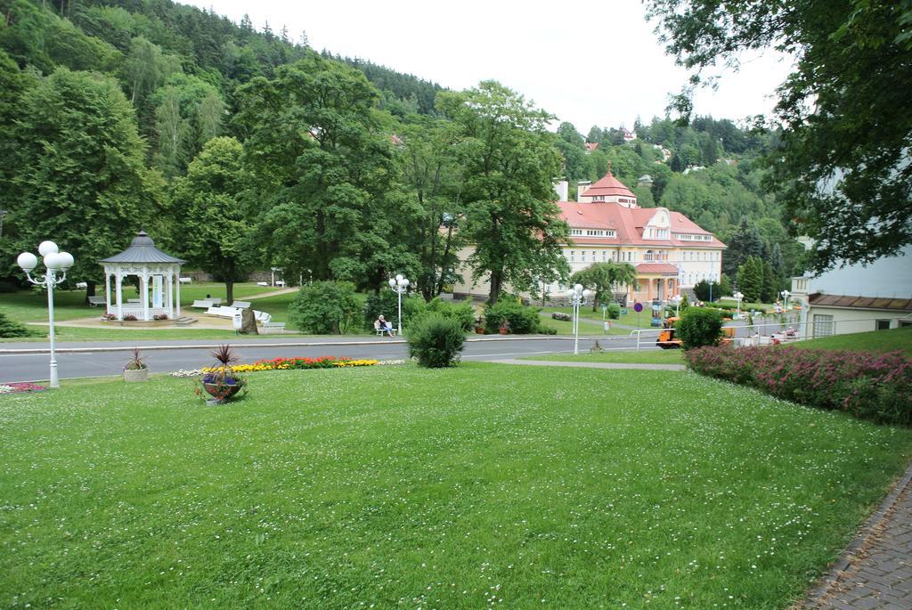 Penzion Haus Regrus Jáchymov Zewnętrze zdjęcie