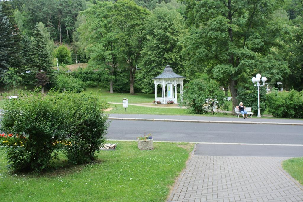 Penzion Haus Regrus Jáchymov Zewnętrze zdjęcie